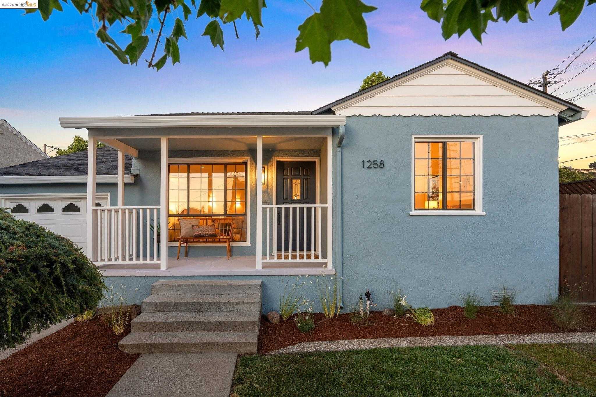 Neighborhood Neighborhood-25