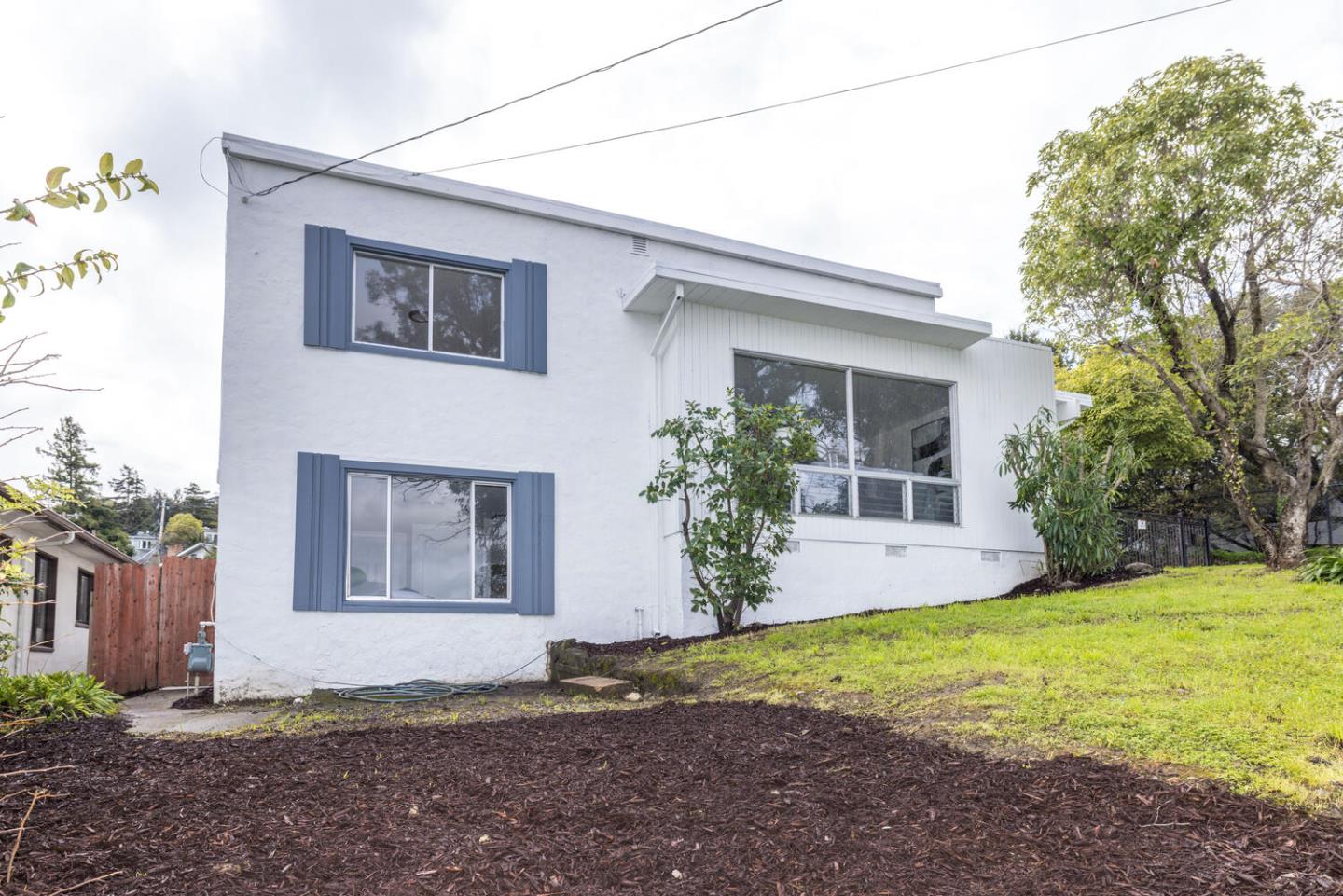 Neighborhood Neighborhood-52