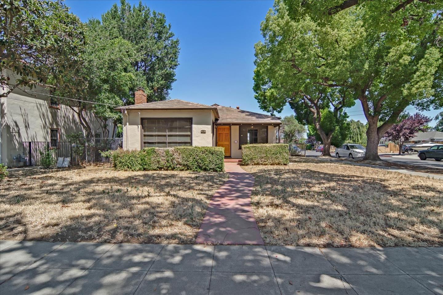 Neighborhood Neighborhood-85