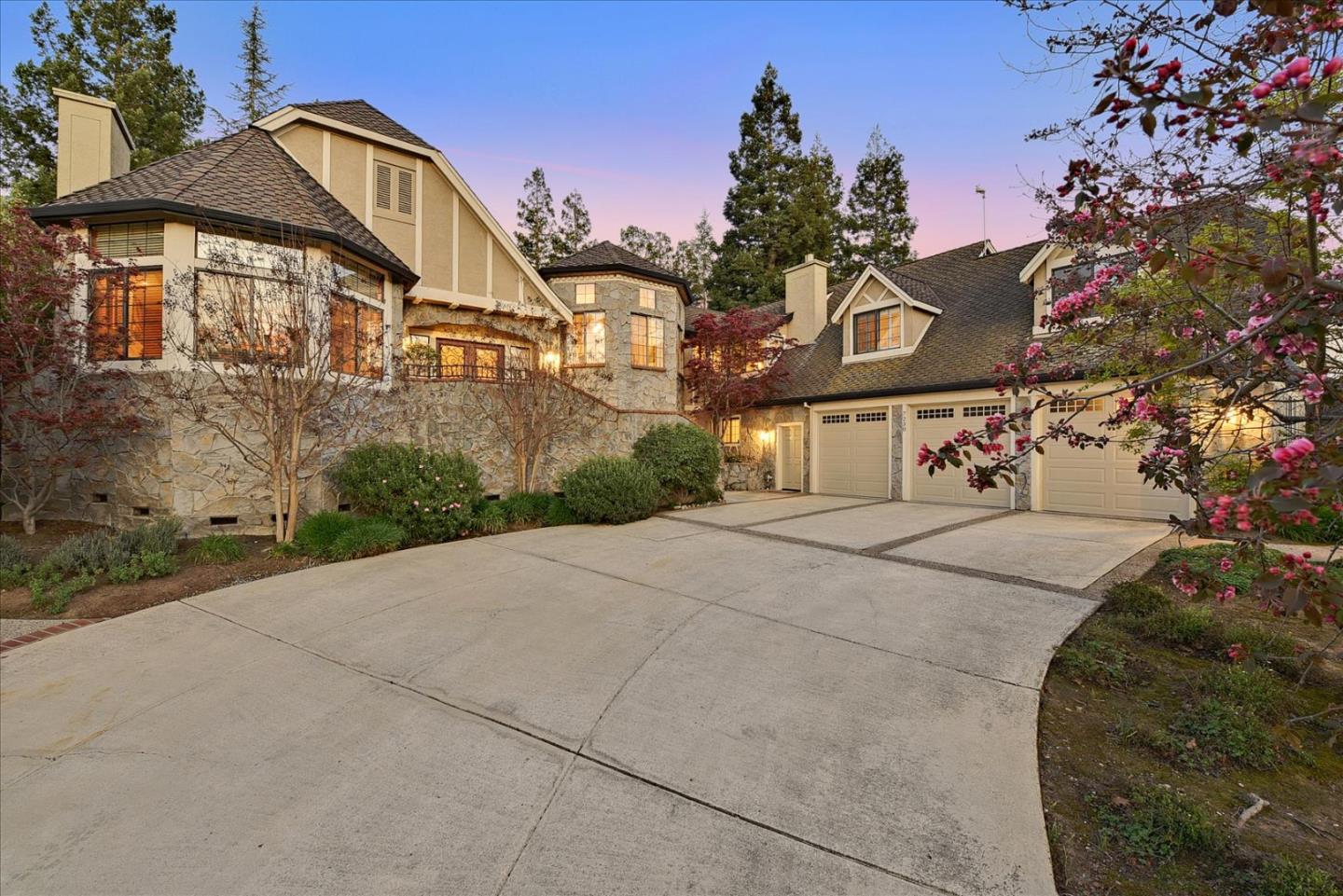 Neighborhood Neighborhood-23