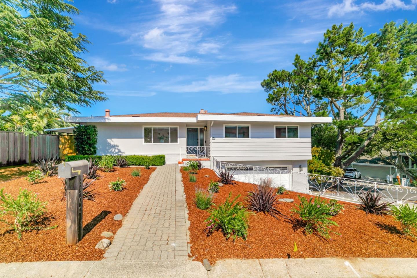 Neighborhood Neighborhood-6