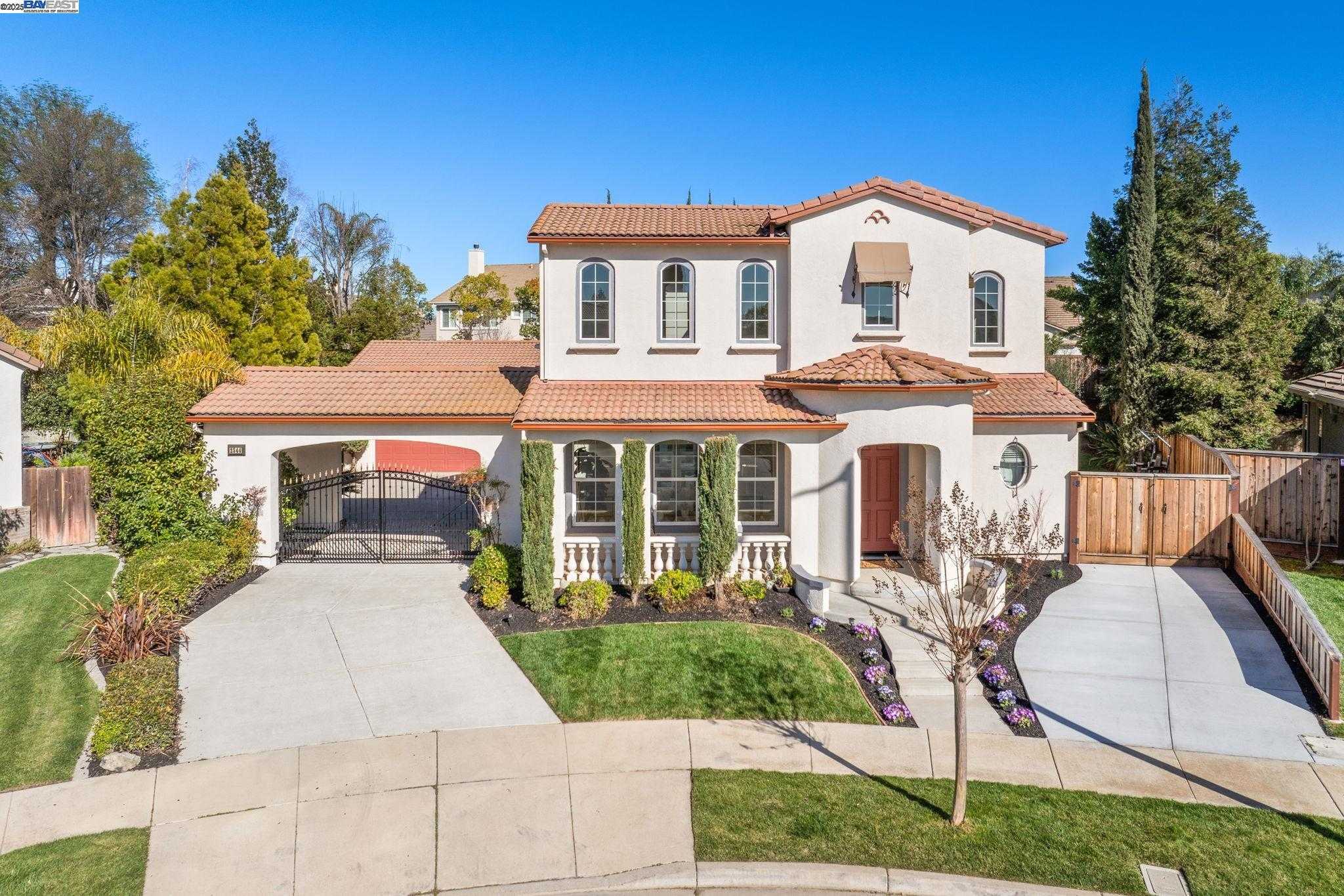 Neighborhood Neighborhood-15