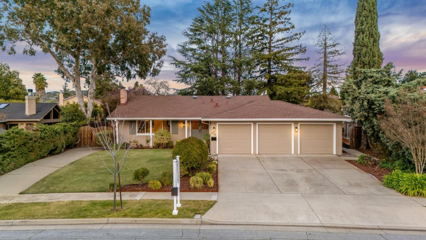 Neighborhood Neighborhood-26