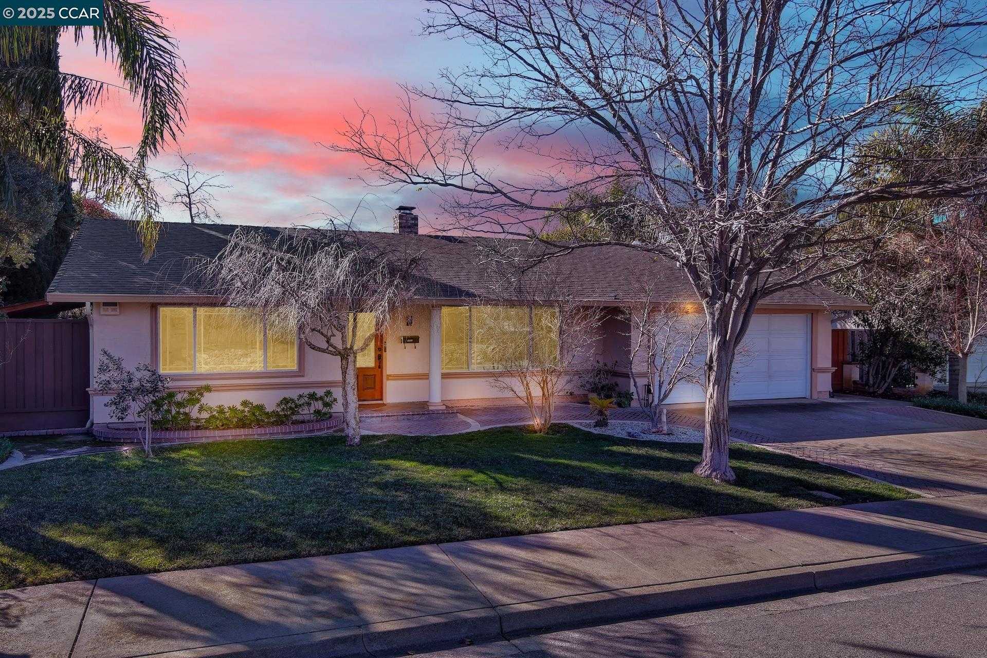 Neighborhood Neighborhood-19