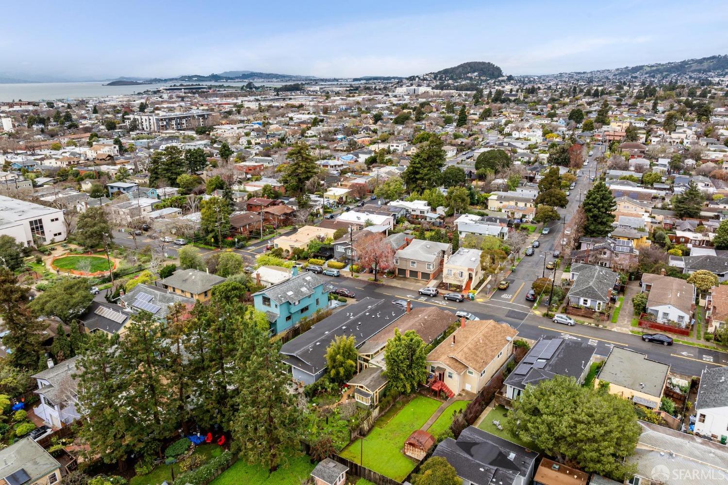 Neighborhood Neighborhood-24