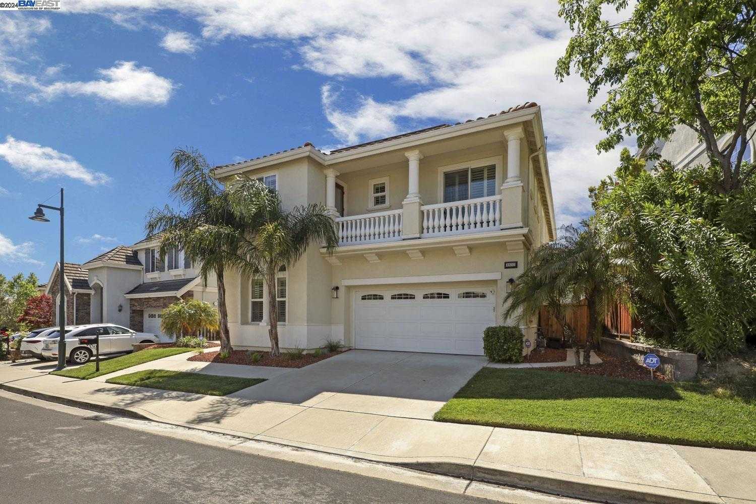 Neighborhood Neighborhood-28