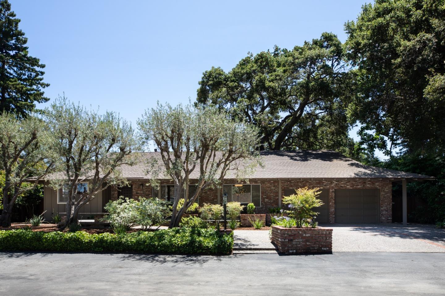 Neighborhood Neighborhood-10