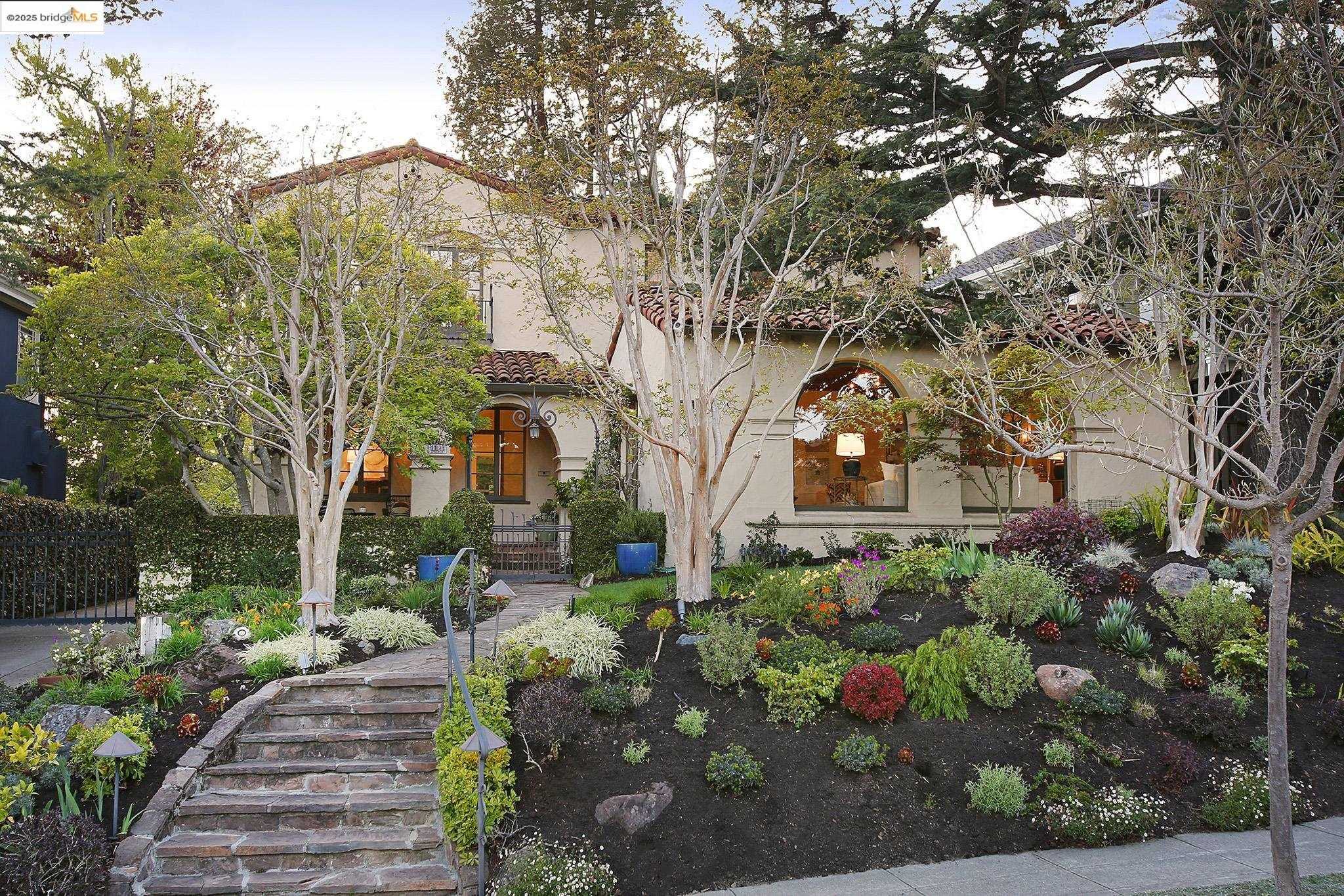 Neighborhood Neighborhood-28