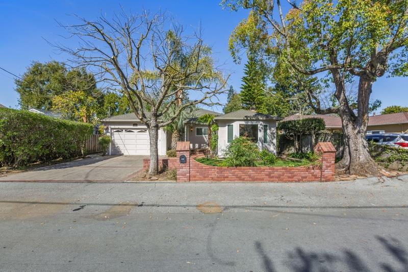 Neighborhood Neighborhood-80