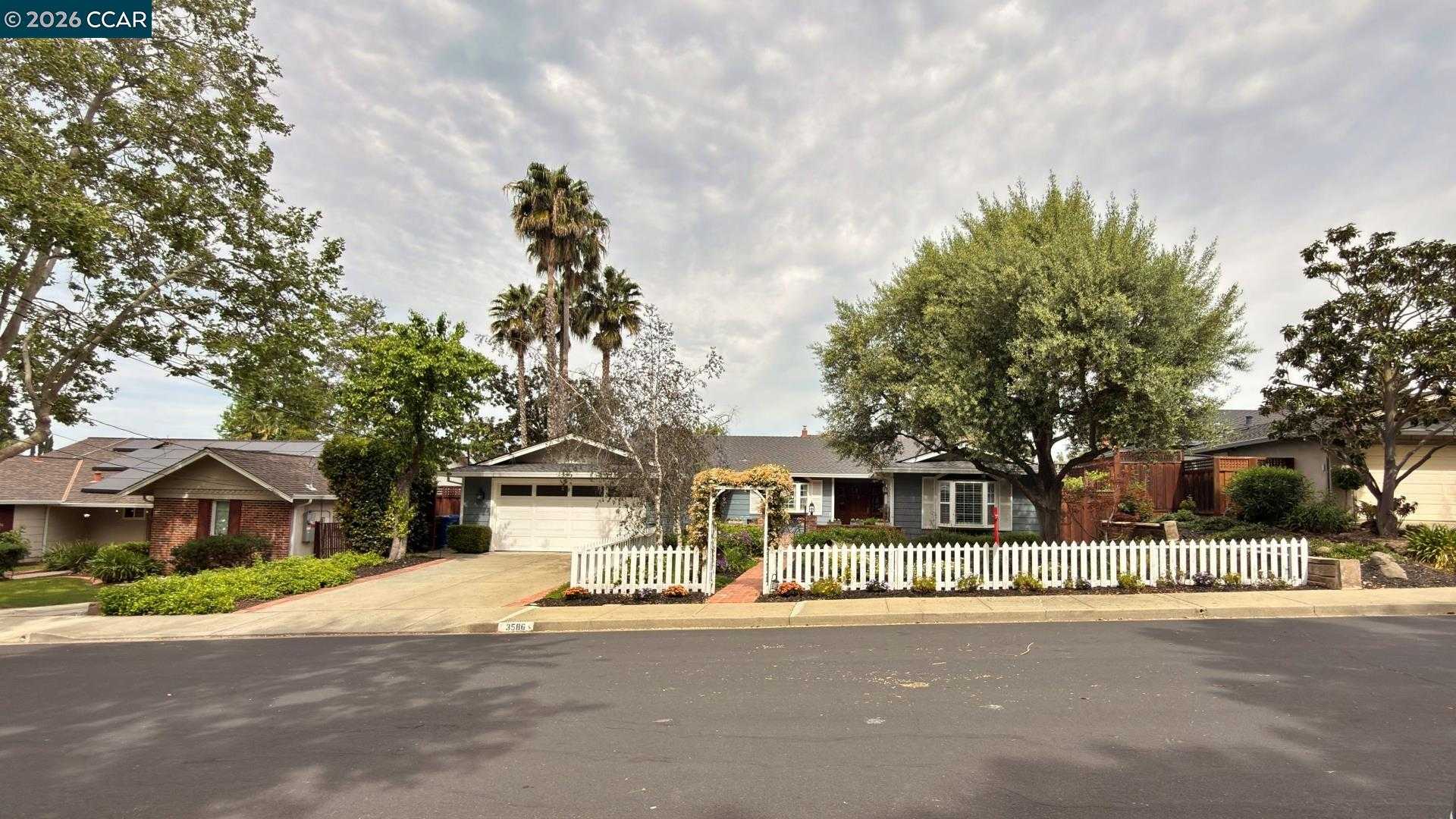 Neighborhood Neighborhood-25