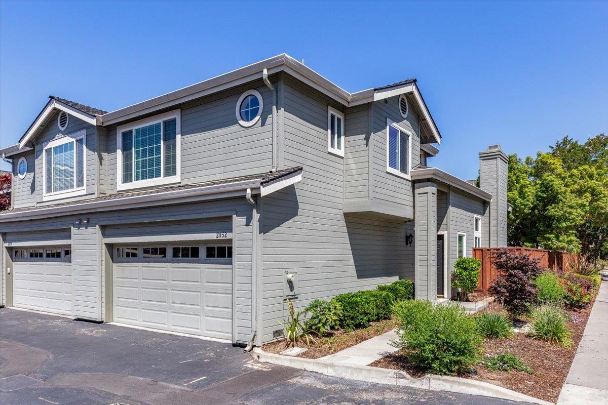 Neighborhood Neighborhood-15