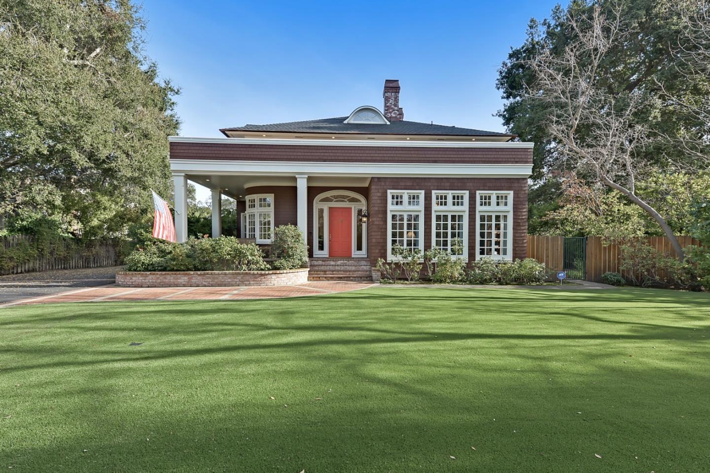 Neighborhood Neighborhood-40