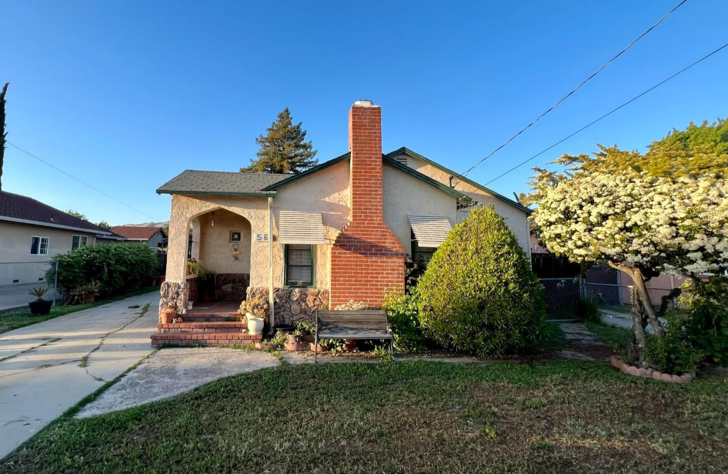 Neighborhood Neighborhood-46