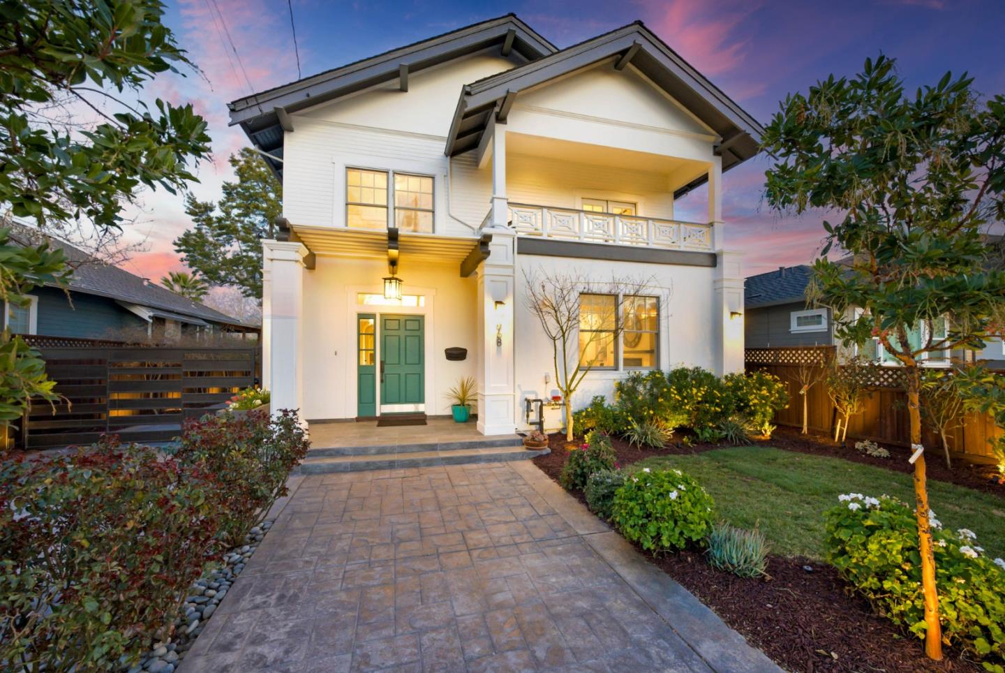 Neighborhood Neighborhood-9