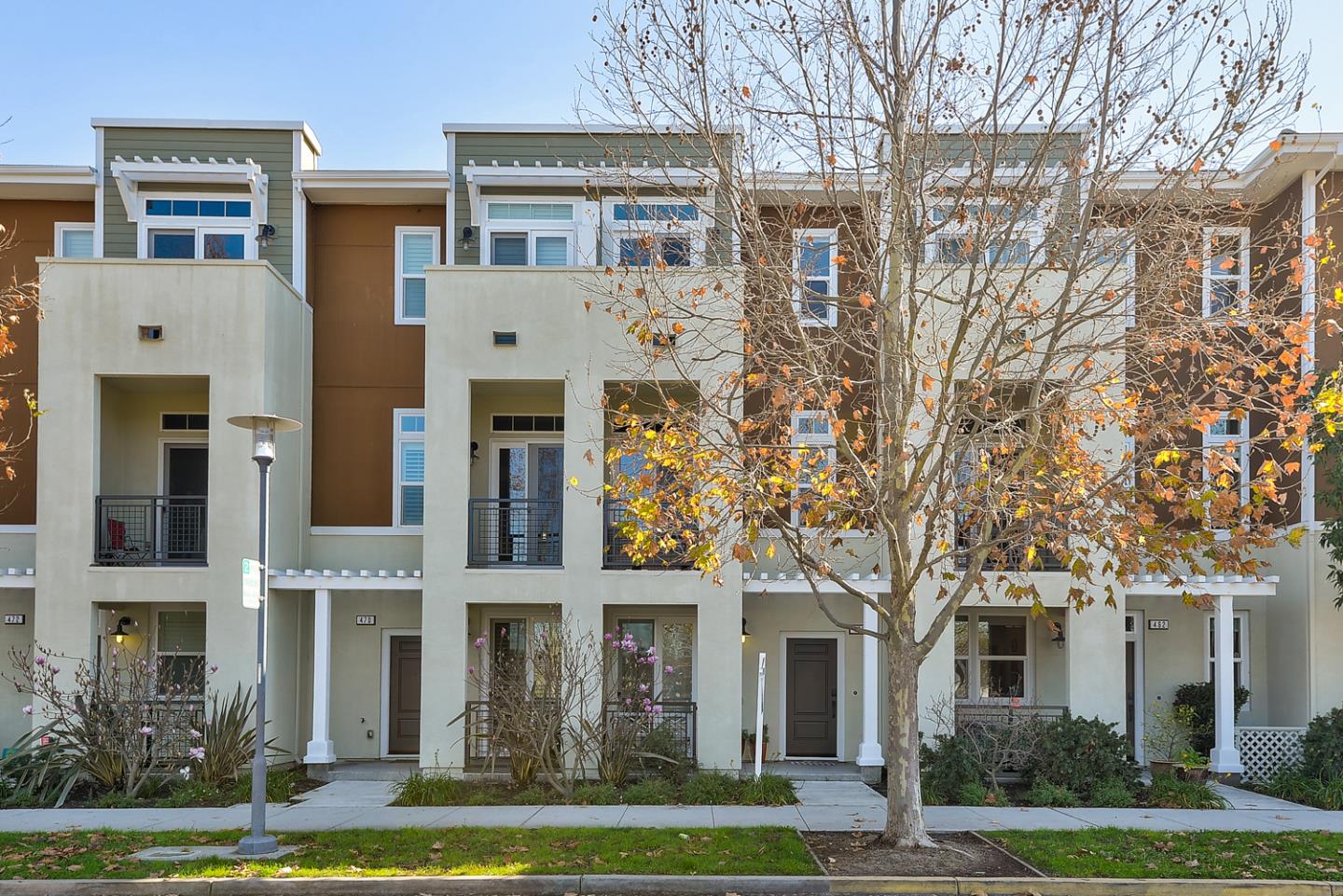 Neighborhood Neighborhood-85