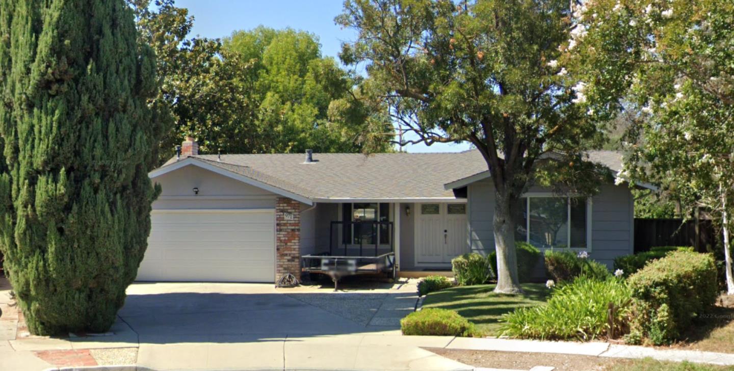 Neighborhood Neighborhood-20