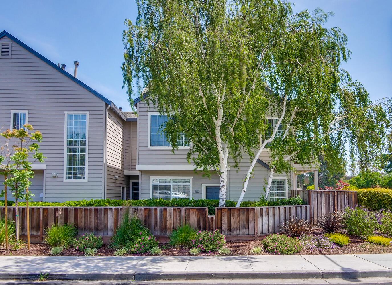 Neighborhood Neighborhood-32