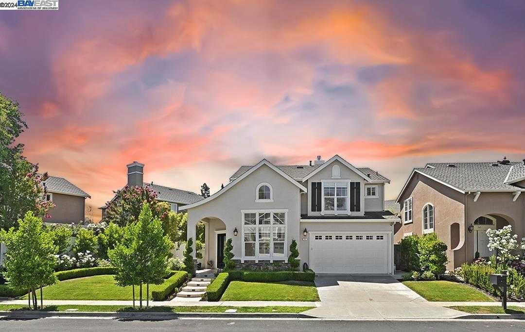 Neighborhood Neighborhood-25