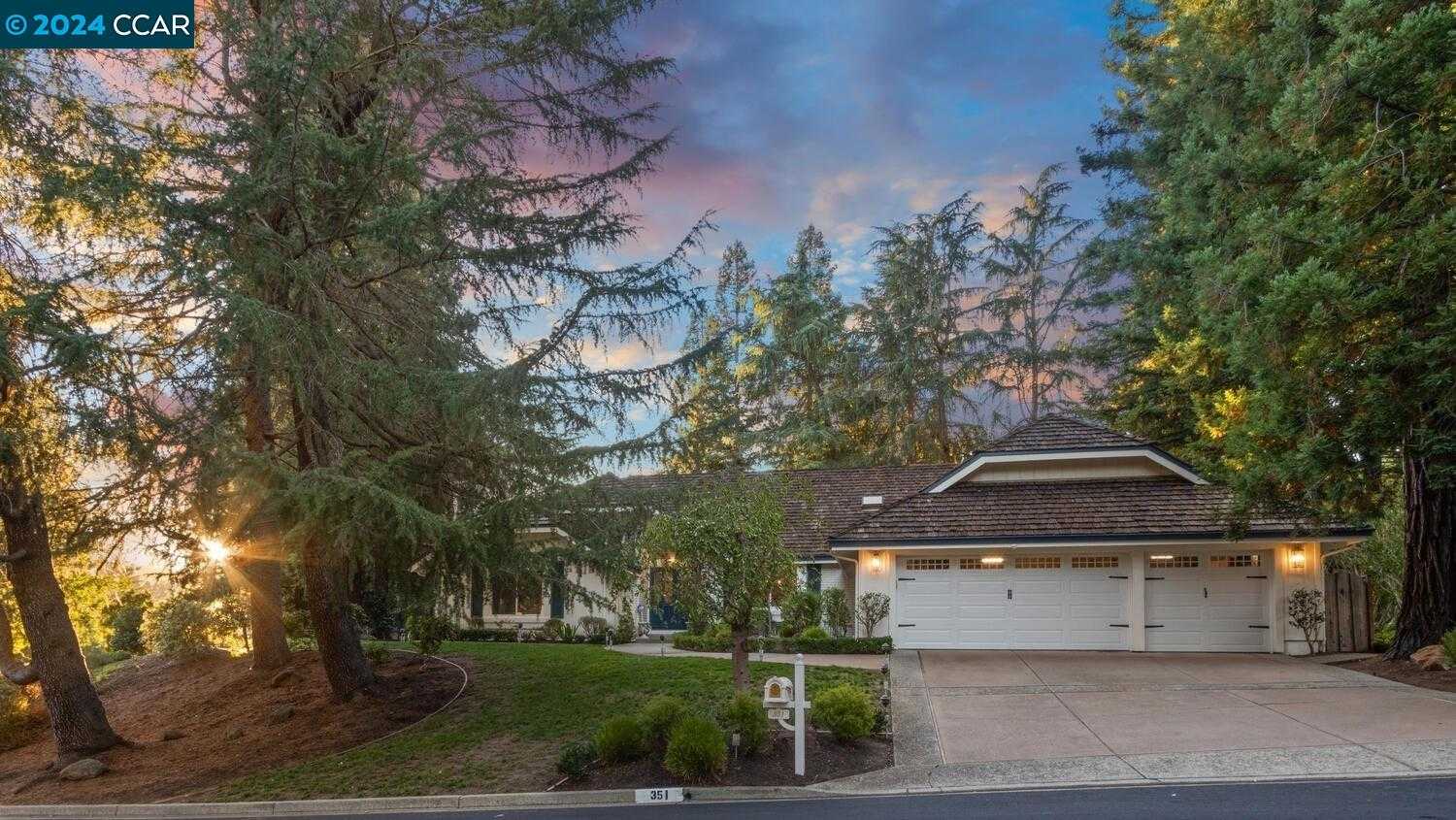 Neighborhood Neighborhood-4