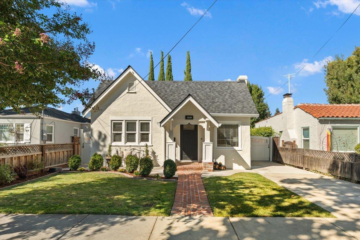 Neighborhood Neighborhood-6