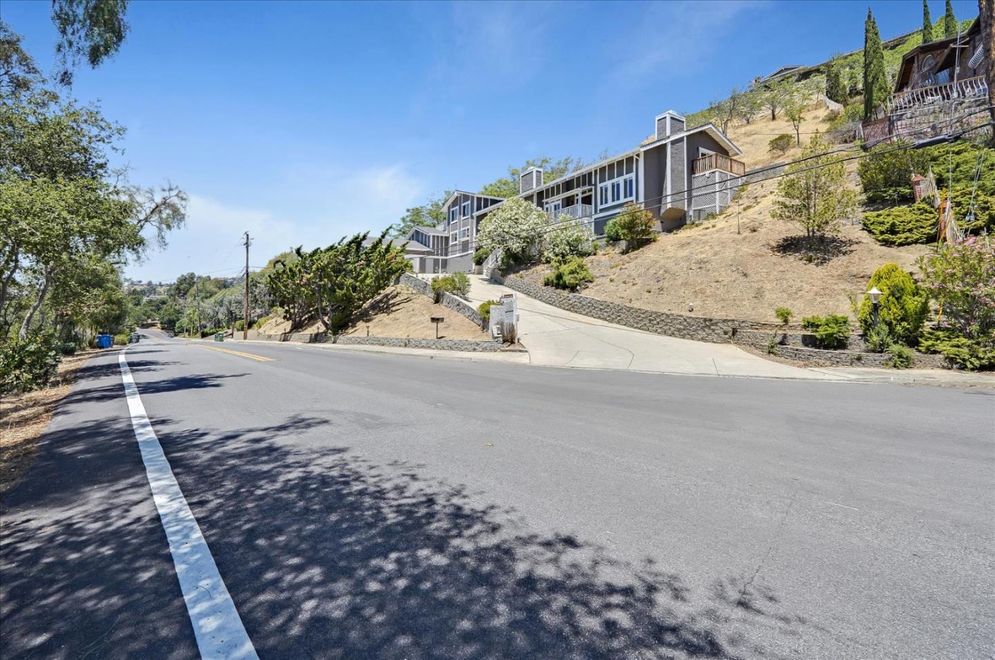 Neighborhood Neighborhood-12