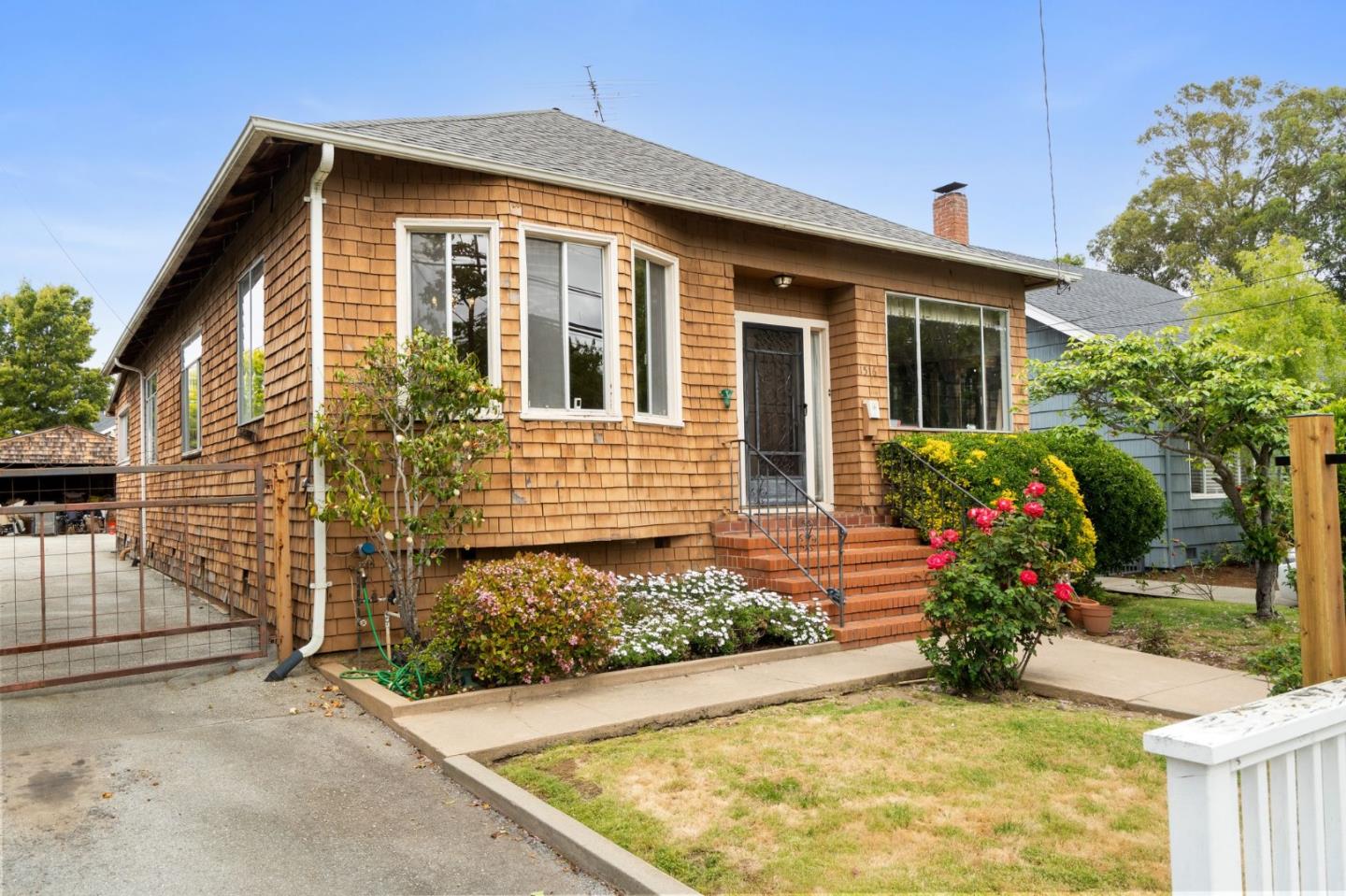 Neighborhood Neighborhood-3