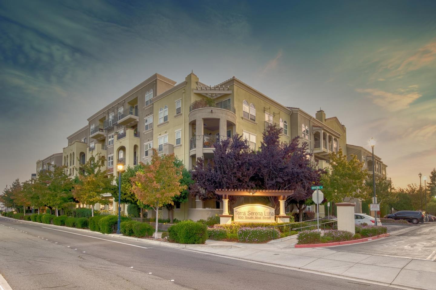 Neighborhood Neighborhood-51