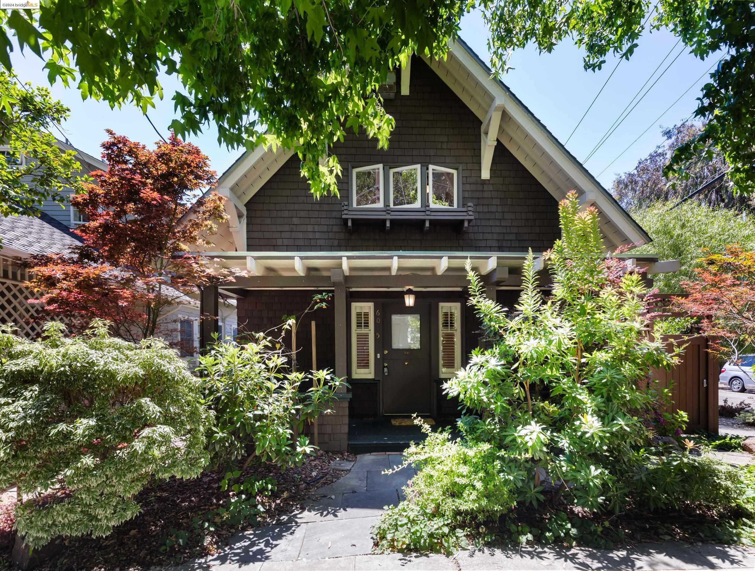 Neighborhood Neighborhood-8