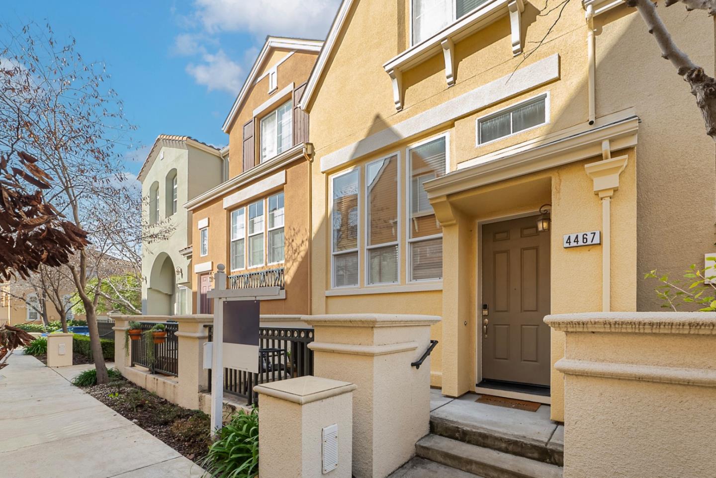 Neighborhood Neighborhood-24