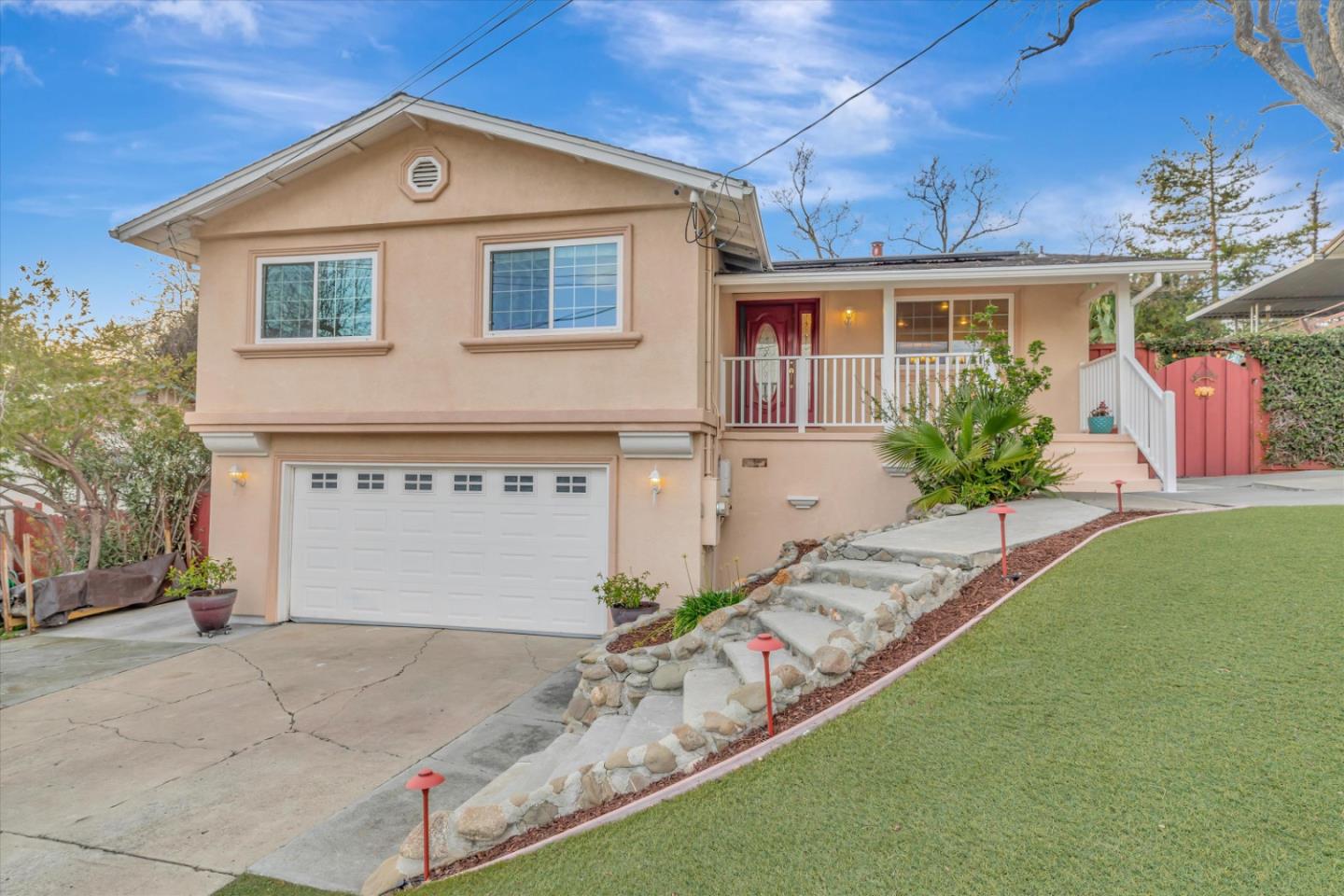 Neighborhood Neighborhood-20