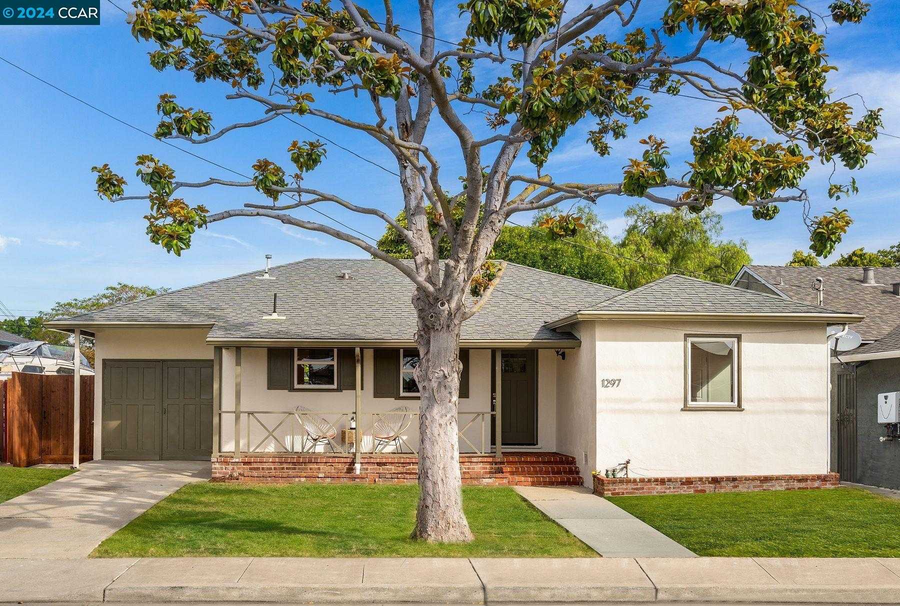 Neighborhood Neighborhood-17