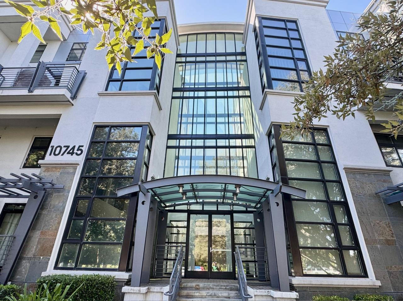 Neighborhood Neighborhood-20