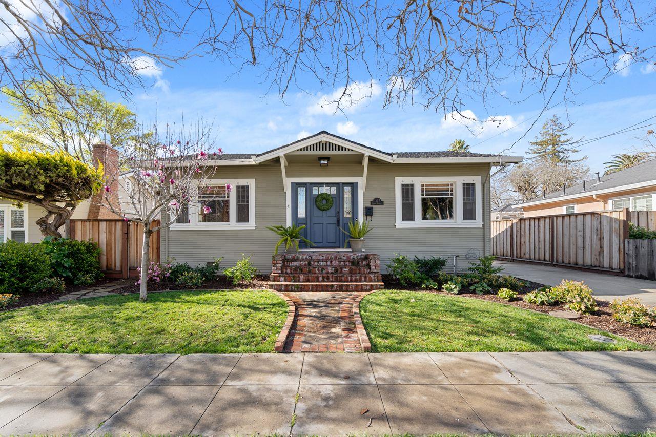 Neighborhood Neighborhood-9