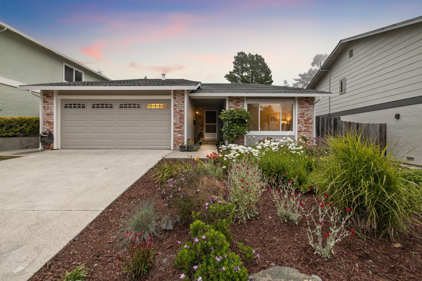 Neighborhood Neighborhood-3