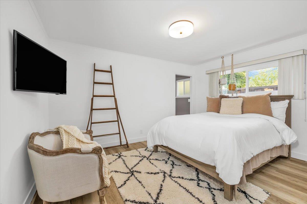 Neighborhood Neighborhood-22