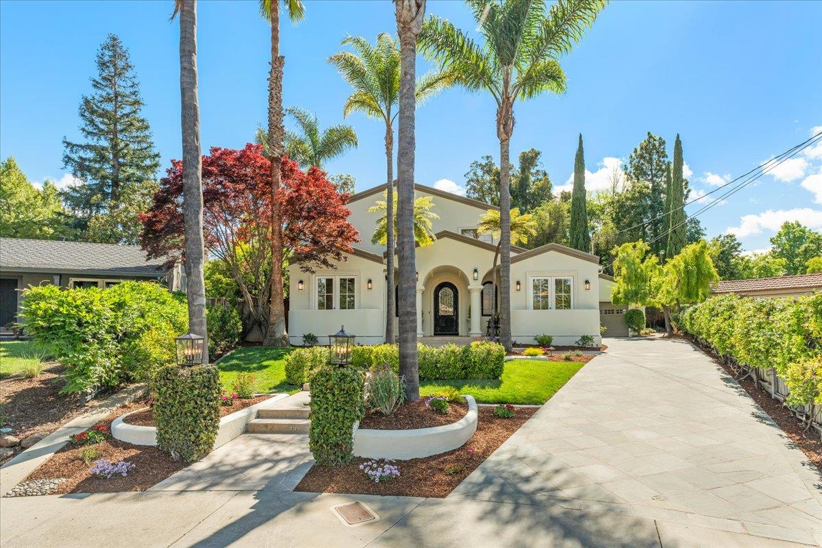 Neighborhood Neighborhood-16