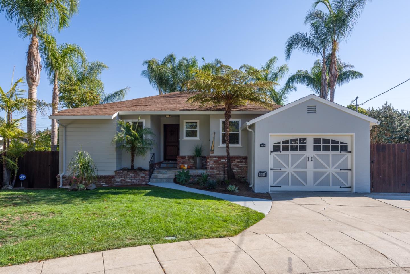 Neighborhood Neighborhood-85