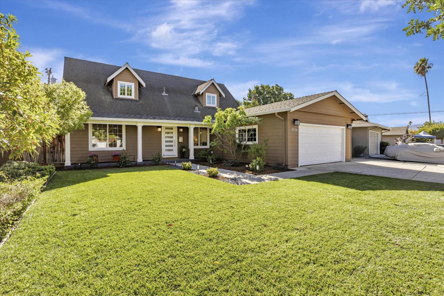 Neighborhood Neighborhood-103