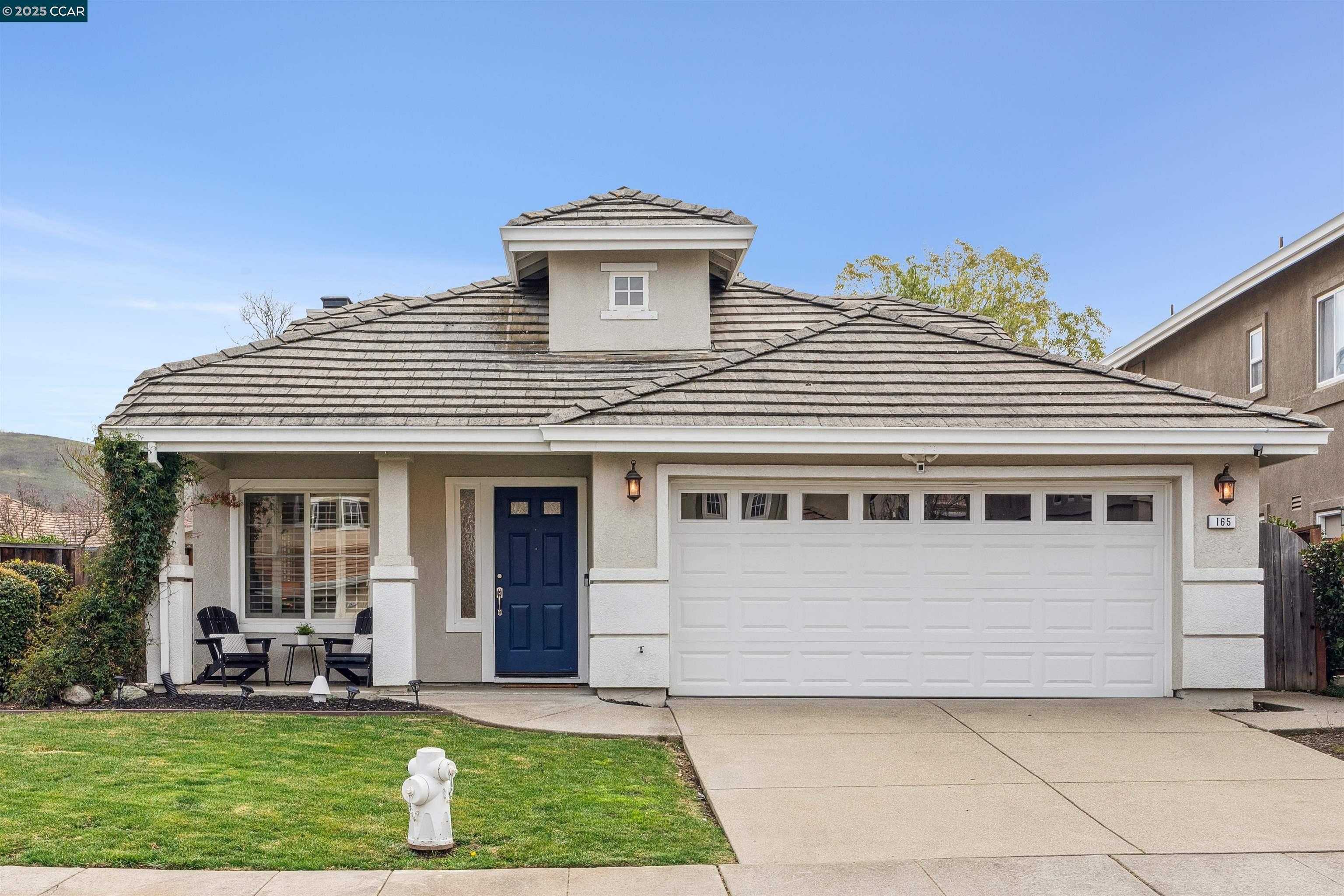 Neighborhood Neighborhood-32