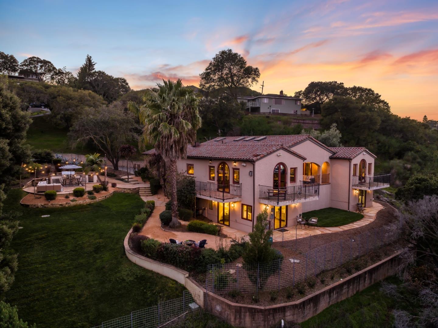 Neighborhood Neighborhood-9