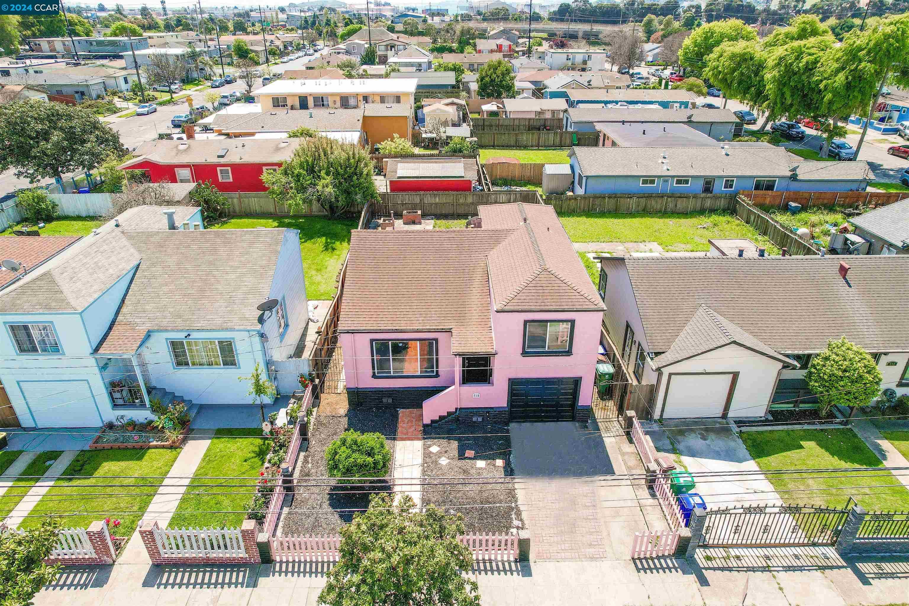 Neighborhood Neighborhood-4