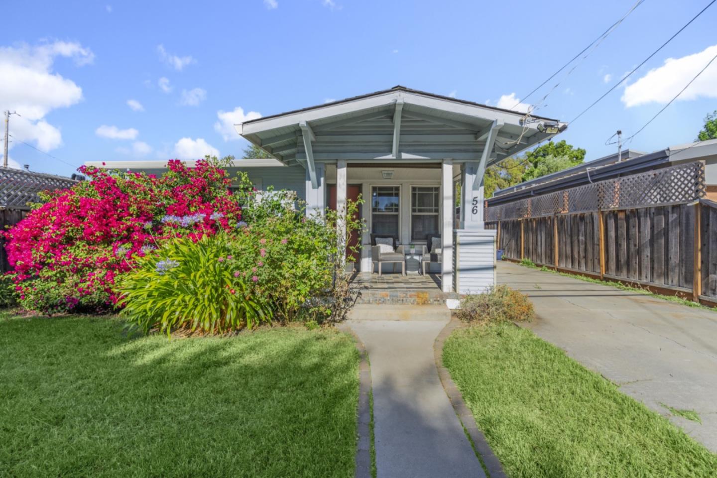 Neighborhood Neighborhood-20