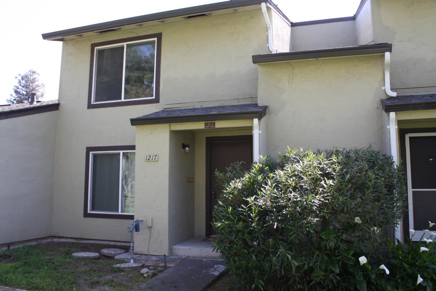 Neighborhood Neighborhood-12