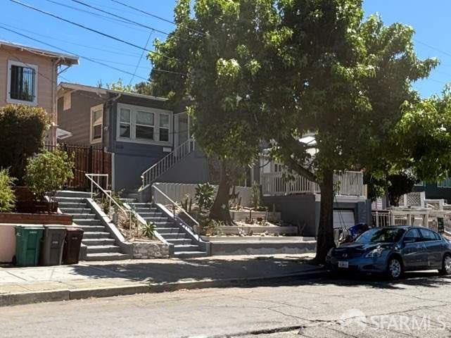 Neighborhood Neighborhood-1