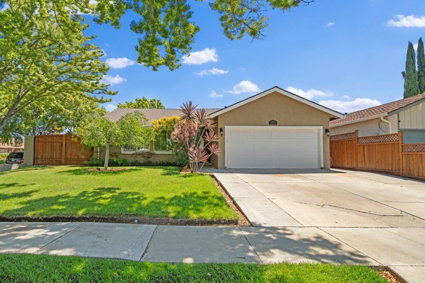 Neighborhood Neighborhood-7