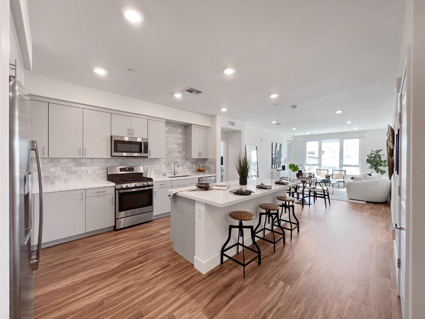 Neighborhood Neighborhood-98