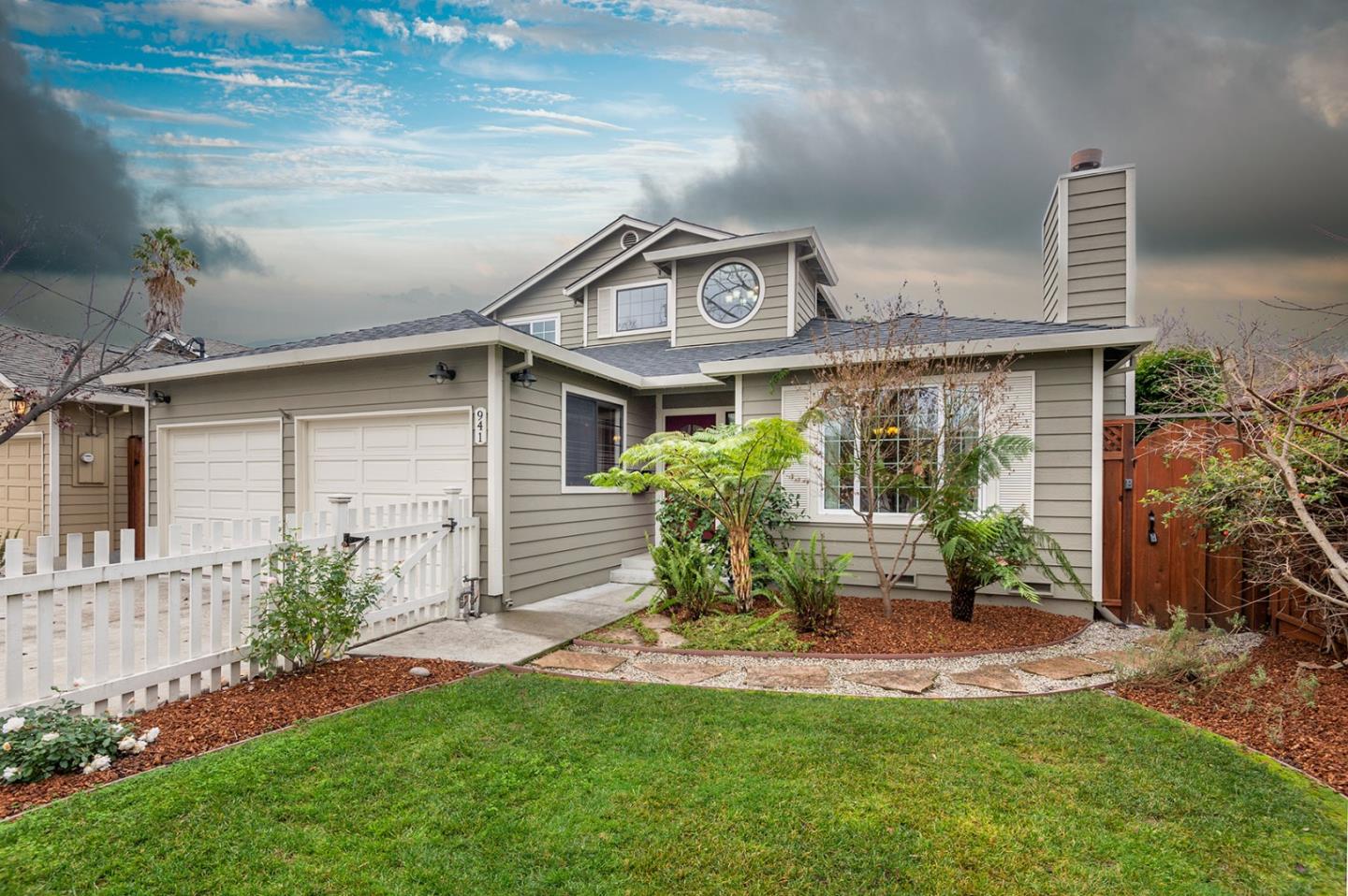 Neighborhood Neighborhood-45