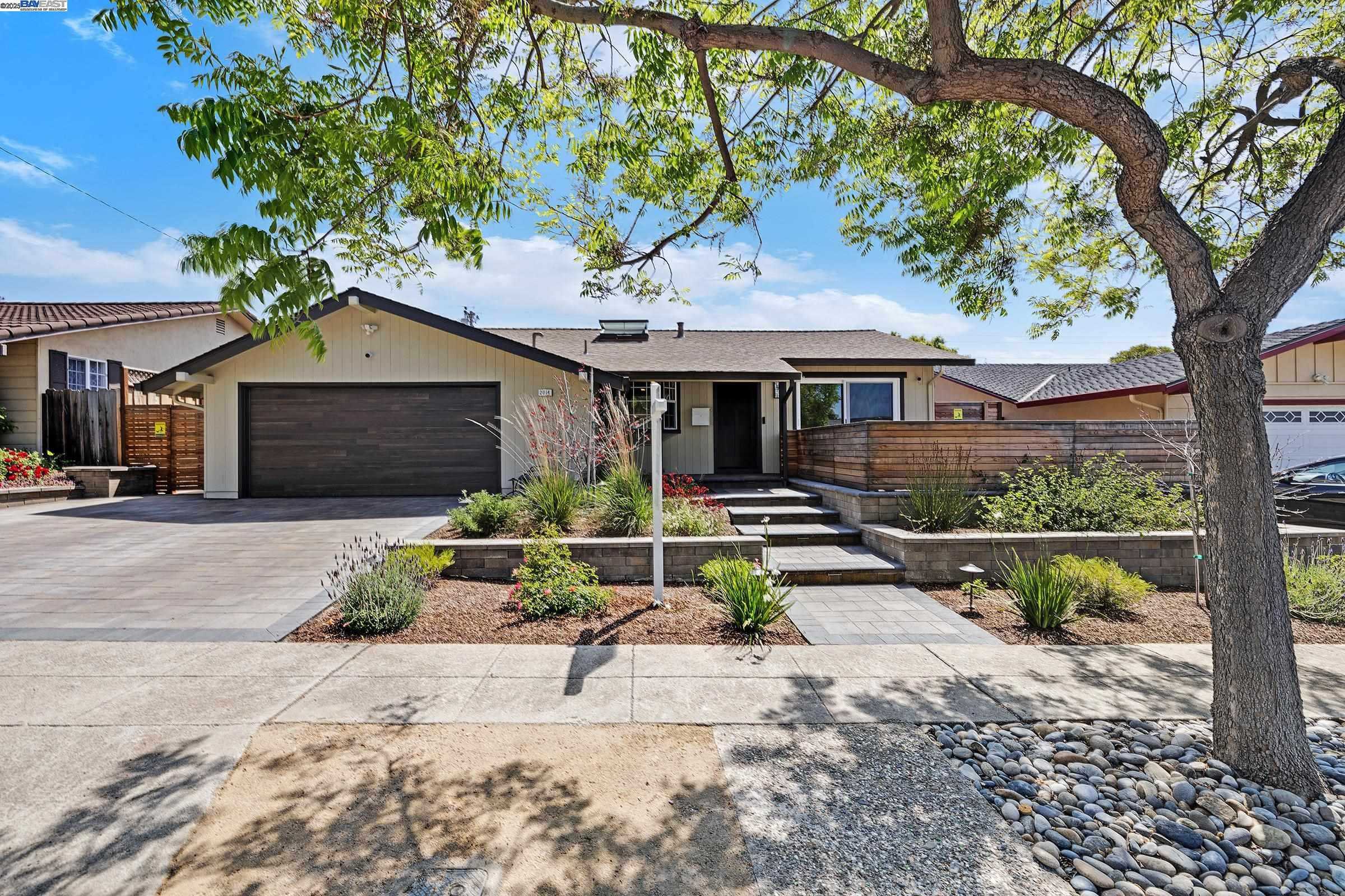 Neighborhood Neighborhood-22