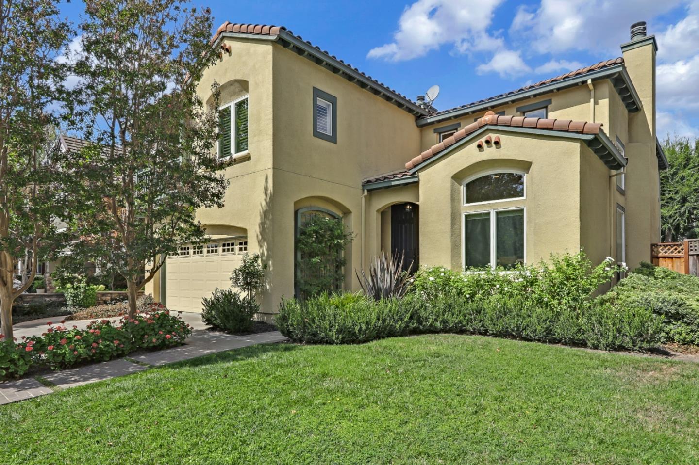 Neighborhood Neighborhood-112