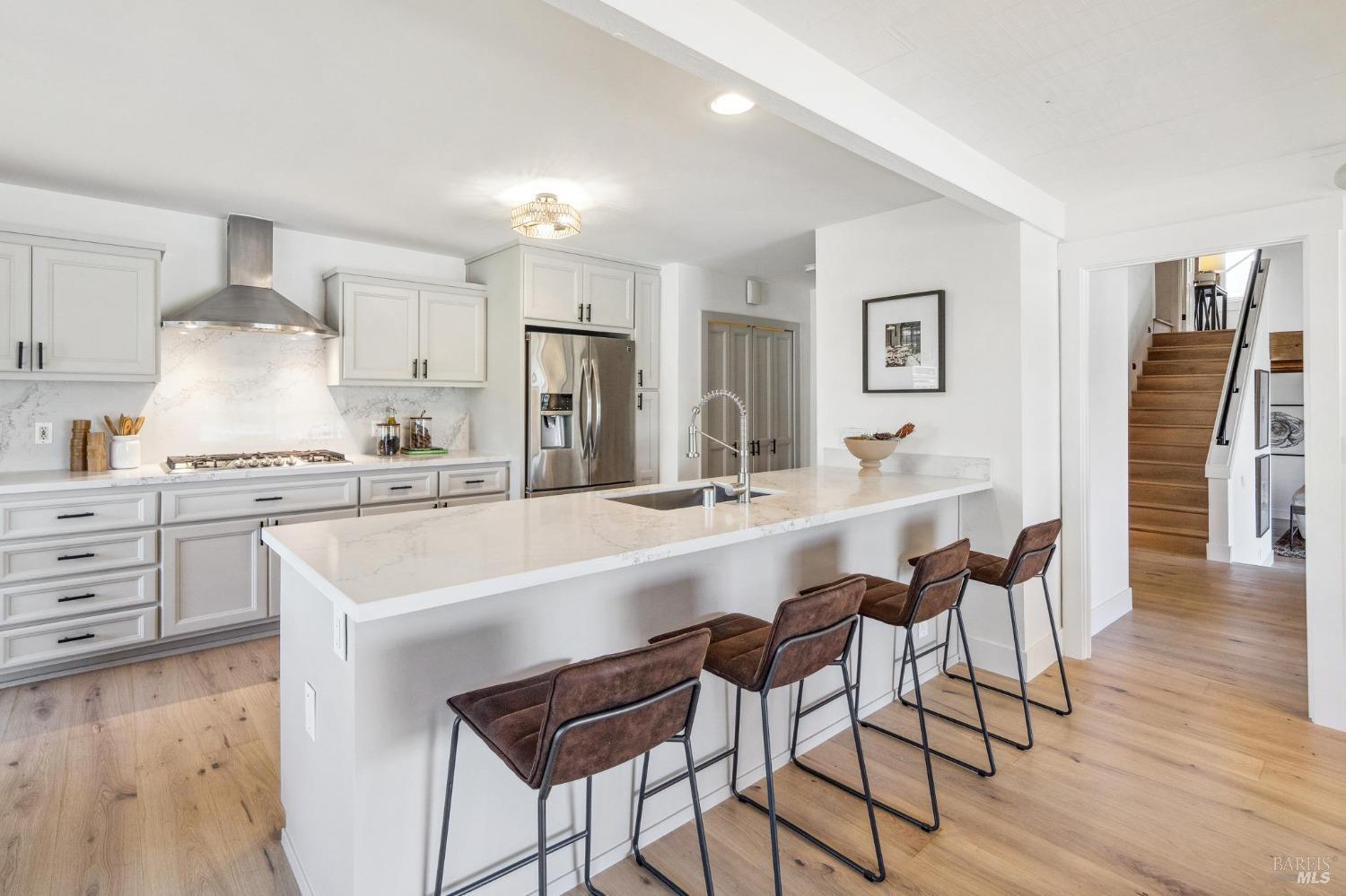 Neighborhood Neighborhood-3